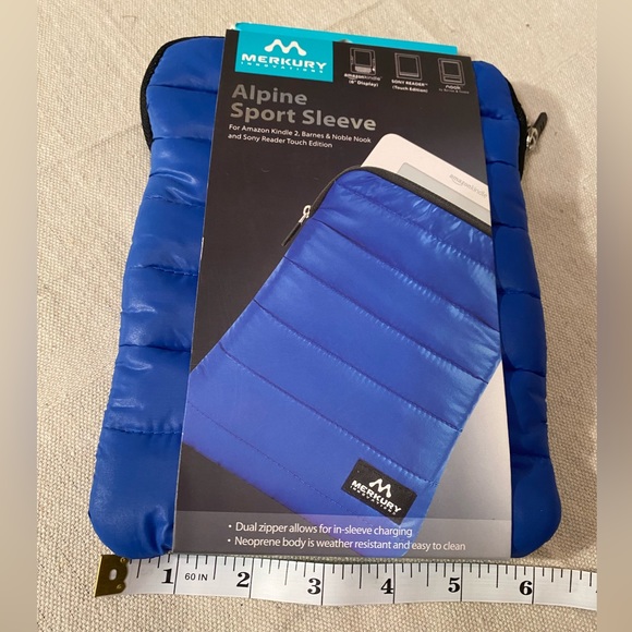 Alpine sports sleeve for Kindle 2, Sony Reader, or Nook tablets. - Picture 4 of 7